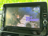 停車時にテレビを視聴できる機能が搭載されています。お子様連れのご旅行の際など、後部座席での時間を有効活用できます。