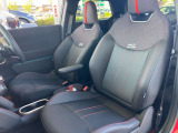 このお車はMINI NET浦和美園に展示中です!総在庫900台を当店でご案内可能です!ご来場、お問い合わせをスタッフ一同お待ちしております。