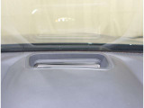 ヘッドアップディスプレイを装備しております。運転中視線を外すことなく速度を確認できます。