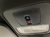 【SOSボタン】衝撃検知やエアバッグ展開時には自動通報。車両データを活用し、迅速な救助につなげる高度な安全テクノロジー。 ※サービス利用にはHonda Total Care プレミアム契約が必要です。