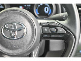 レーダークルーズコントロール(全車速追従機能付)付きです。車速に応じて追従支援してくれるので、ロングドライブも快適です。詳細は販売店スタッフまでおたずねください。
