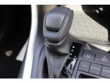 R2年式・RAV4・X・5.8万キロ・LEDヘッドライト・F・S・Rエアロパーツ・9インチナビ・Bluetooth・CD/DVD再生・バックモニター・ドライブレコーダー・インテリキー