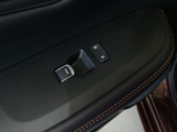 Honda認定中古車「U-Select」はHonda車である事と、思いもよらない高額修理のリスクに備えるため修復歴がない車両に限定、さらに第三者機関の車両状態証明書をすべての車両で取得しています。
