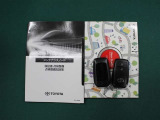 ユーザーガイド&メンテナンスノートが付属されています。