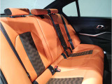 【エアバック】BMWのエアバックやその他の安全装備は、互いに補完しあう事で徹底した安全性を貫きます。万一の事故の際にそれぞれ最適な保護を提供してくれます!
