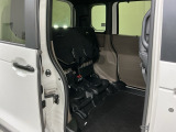 豊富に在庫を取り揃えています。 軽自動車からミニバン、セダン、SUV、話題のハイブリッド車などなど続々入荷中です!