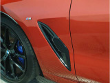 【BMWアロイホイル】軽量かつ強度に拘ったアロイホイル。走行性能ポテンシャルを引き出す設計。車の足元を引き締めてくれる大きなポイントはアロイホイルです。