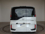 リアスタイルです。テールランプはLEDで明るく、しっかり後続車へのアピールをします。
