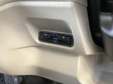 ビルトインタイプの【ETC】で見た目もスッキリ。高速道路の利用にとても便利です。