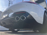 リアバンパー右下部