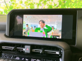 停車時にTV視聴が可能。お子様連れのご家族に最適です。車内での時間を有効活用できます。