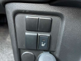 運転席シートヒーター装備で寒い時の運転も快適☆