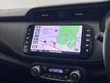 日産ディーラーナビ、フルセグTV、DVD再生、ミュージックサーバー、Bluetooth機能が付いておりますので快適にドライブを楽しむ事が出来ます。
