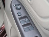 ◆パワーウィンドウスイッチ◆運転席から全席の窓の開閉操作を行うことが出来いつでも換気ができます!