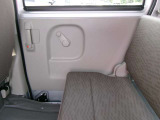 運転席側リヤドア内張。