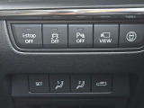 【2Wayドライビングポジションメモリー機能】お二人のシートパターンを記憶することができますので、運転時はボタン一つでシート調節できますね。