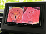 停車時に映像を楽しめるTV画面。移動時間を有効活用できるので、お子様連れのご家族にもおすすめです。