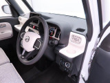 当社では全車、納車前にサービス工場で12ヶ月点検相当の整備を実施しております。そこで確認された不具合箇所は修理しておりますのでご安心下さい。