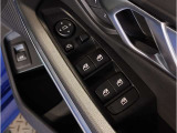当社BMW認定中古車は全車保証付きでございます。また保証料金や整備費用はお見積書内の諸費用・税金に追加計上する事はございません。認定中古車保証付きのお支払総額でお見積りご依頼の上、他店とお比べください