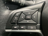 ステアリングスイッチ搭載!ハンドルひとつで手を離さなくても運転中視線をそらさなくても操作が出来て便利です♪
