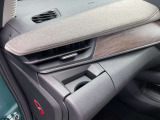 広々とした視界を体感できます。運転が楽しくなりますね。
