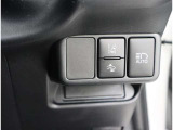 先進の安全機能「トヨタセーフティセンス」搭載☆レーザーレーダー&単眼カメラおよびクリアランスソナーで認識を行い、衝突回避を支援します。