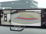 【360&deg;ビューモニター】駐車が苦手な方も、これがあれば安心です!狭い駐車場や花壇などがあって心配な駐車シーンでも、死角がなく安全が確保できます♪