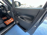 運転しながら操作しやすいように各種ボタンが設置されています♪ストレスのない快適なドライブに必須です!