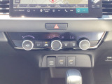 ☆運転席・助手席シートヒーター付。温度調節が可能。座面を温めて寒い日も快適なドライブを☆