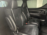 車内は家族みんなでゆったり乗れて驚くほど使いやすいです
