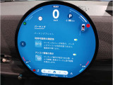 MINIのメーターパネルは円をコンセプトにデザインされております。おしゃれで愛嬌のあるMINI独自のデザインに惹かれる方は数多くいらっしゃいます。