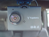 ◆【ドライブレコーダー】映像・音声などを記録する自動車用の装置です。もしもの事故の際の記録はもちろん、旅行の際の思い出としてドライブの映像を楽しむことができます。