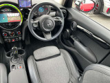 国道246号線沿い、南町田グランベリーパーク駅すぐ。MINI NEXT 東名横浜/〒194-0004 東京都町田市鶴間5-18-1