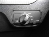 ドイツ車には特徴があり、メーターのメモリに一部色がついています。これはドイツでは推奨速度という考えがあるためです。安全で快適に走る際に適している速度を指しています