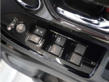 ◆パワーウィンドウスイッチ◆運転席から全席の窓の開閉操作を行うことが出来いつでも換気ができます!