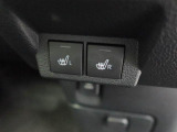 運転席と助手席にはシートヒーターも付いています!
