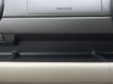 助手席ロングアッパートレイ