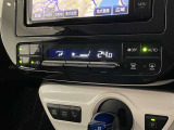 オートエアコンで細かい温度調節ができます。車内をいつでも快適空間にしてくれます。