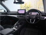 内装はシンプルに使い勝手を考え作られています。お車を運転する感覚をダイレクトに体感して頂けます。室内も広くロングドライブにも快適にお過ごしいただけます。