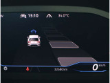 【パークアシスト】 一定の手順にしたがって車を指定の位置に停めると、自動的にステアリングが作動し、指定した駐車スペースに停めることができます。