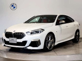 【BMWの伝統】BMWのお車は、&ldquo;駆け抜ける歓び&rdquo;を意識し、走行の安定性とコーナリングの良さを追求し、思い通りにハンドルの操作可能です。