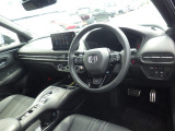 ★フロントシート★ 自然な姿勢のままでいられるシートが、運転しやすさと疲れにくさを感じさせてくれるはずです♪