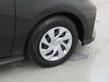 装着タイヤサイズは、175/70R14です。