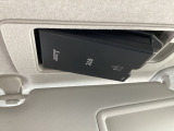 マツダ純正スマートインETC装備!サンバイザーの裏に車載器をスッキリ収納!ワンプッシュでETCカードの出し入れも簡単にできます。