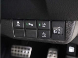 ◆パーキングセンサーシステム◆車庫入れの時などに近くに障害物がある場合、障害物までの距離を音で知らせてくれます。