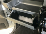 気になるお車は三日間の「商談中」お取り置きも可能です。ご相談ください!