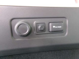 100V AC電源(1500W)、電源ソケット。