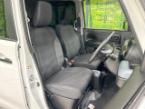 ドライバーによって運転しやすいポジションは異なり、あの車はどうなのか不安なこともありますよね。気になるお車は店頭で乗り込んでご確認いただけます♪