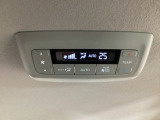 後部座席の方もお好みの温度でエアコン調整ができます♪