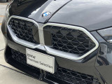 BMWのオートライトは積極的にライトをつけることにより、自車の存在を周囲に向けアピールいたします。それは安全性への配慮でもあります。